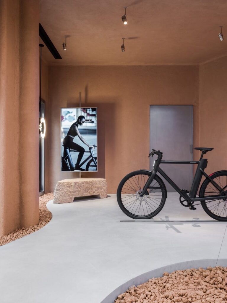 cigue electric bike shop paris cowboy dezeen 2364 col 3 852x1136 1